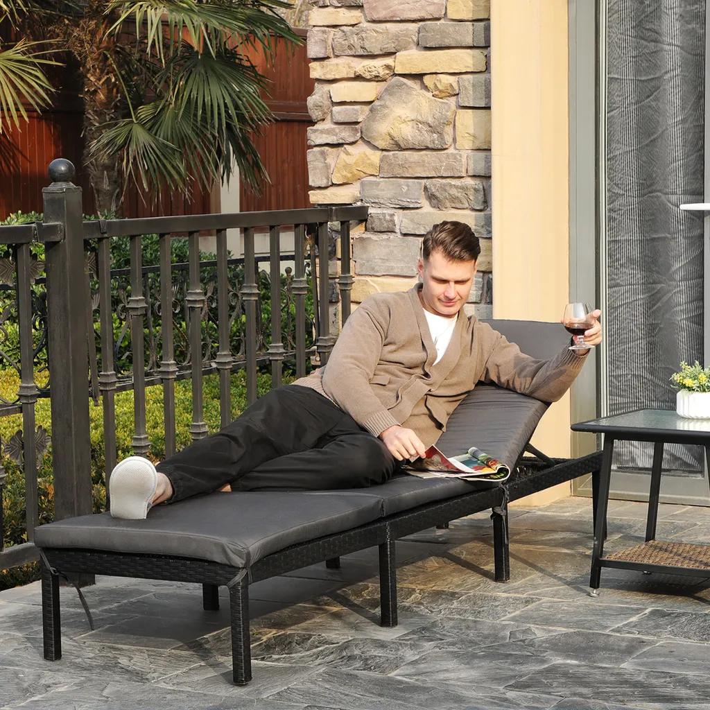 SONGMICS Sonnenliege, Liegestuhl, Gartenliege, Mit 5 Cm Dicker Auflage, Polyrattan, Rückenlehne Verstellbar, 59 X 198 X 28 Cm, Bis 150 Kg Belastbar Schwarz-beige GCB27GYV1 5 SONGMICS Sonnenliege, Liegestuhl, Gartenliege, Mit 5 Cm Dicker Auflage, Polyrattan, Rückenlehne Verstellbar, 59 X 198 X 28 Cm, Bis 150 Kg Belastbar Schwarz-beige GCB27GYV1 - Image 5