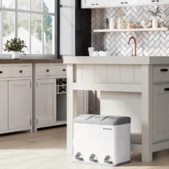 SONGMICS Mülleimer Für Die Küche, 3 X 8 Liter, Abfalleimer Aus Metall, 3-in-1 Treteimer, Mülltrennung, Mülltrennsystem, Mit 15 Müllsäcken, Einfach Zu Reinigen, Stahl, Weiß-grau LTB24WT -Songmics Verkaufsgeschäft 1c2a8497ecf2816981366dab6f7812f8