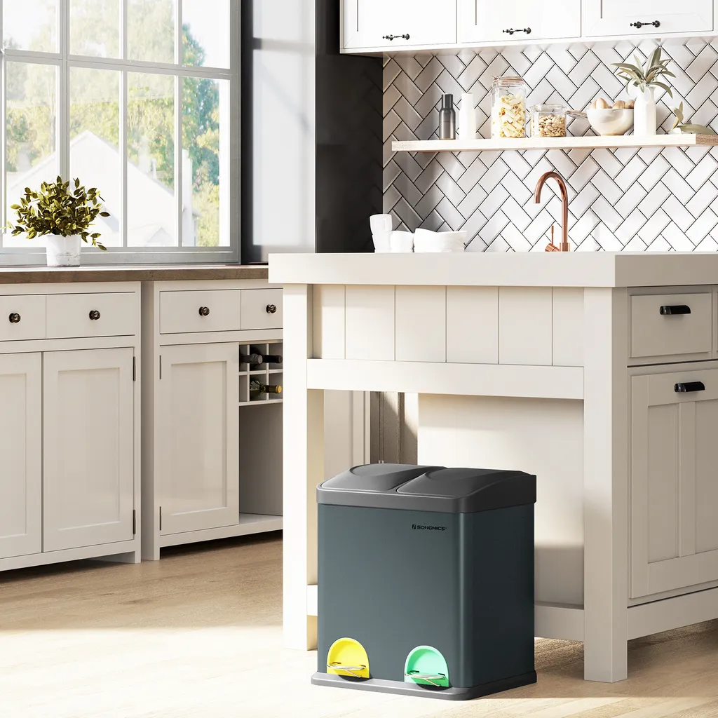 SONGMICS Mülleimer 30 Liter, Mülltrennung, 2 X 15 Liter, Abfalleimer, Treteimer Mit Inneneimern, Farbigen Pedalen, Mülltrennsystem Für Die Küche, Rauchgrau-schwarz LTB30G 2 SONGMICS Mülleimer 30 Liter, Mülltrennung, 2 X 15 Liter, Abfalleimer, Treteimer Mit Inneneimern, Farbigen Pedalen, Mülltrennsystem Für Die Küche, Rauchgrau-schwarz LTB30G - Image 2