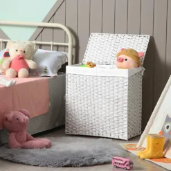 SONGMICS Wäschekorb Handgeflochten, 110L Wäschesammler Aus Synthetischem Rattan, Mit Deckel Und Griffen, Wäschesortierer, Faltbar, Wäschesack Herausnehmbar, Weiß LCB52WT